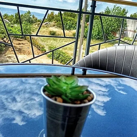 Dissy Split アパート ポドストラナ