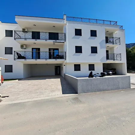 アパート Dissy Split *