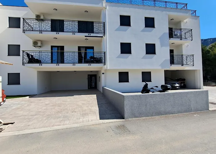 Апартаменты Dissy Split *